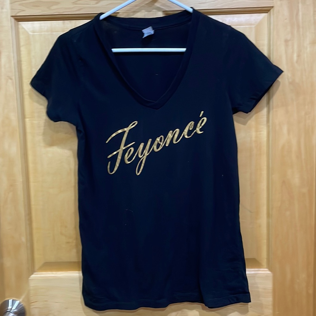 Bogo Iyd Black Feyonce Short Sleeve Tee Shirt Size M V Neck